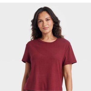 Women's Burgundy Top
